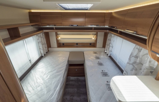 SAPHIR　465TG