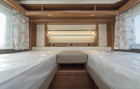 SAPHIR　465TG